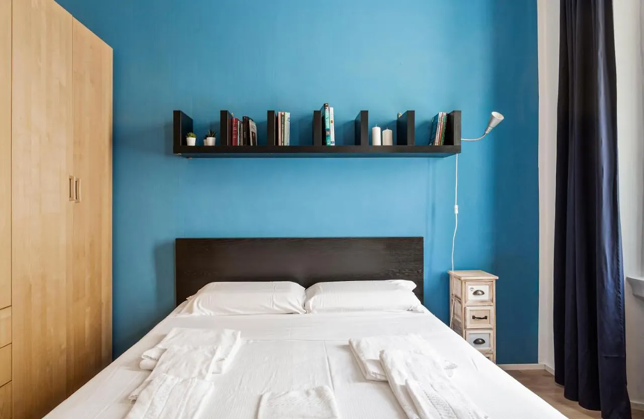 The Place, Your Place To Be - Via Tadino Lägenhet Milano