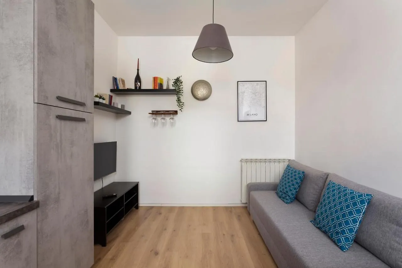 Appartamento The Place, Your Place To Be - Via Tadino Milano 0*,